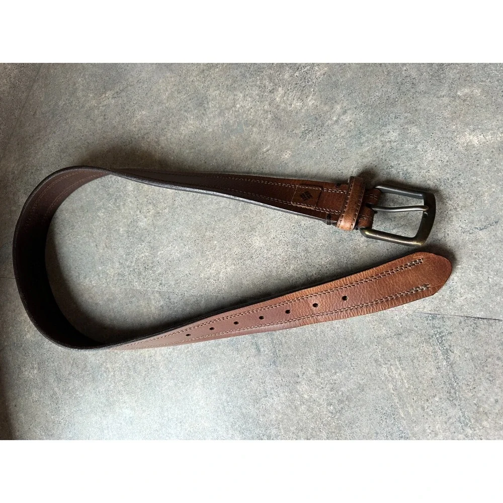 Columbia Mens Belt Size 30-32 Brown Leather Size Logo Everyday Casual Dress Wear
